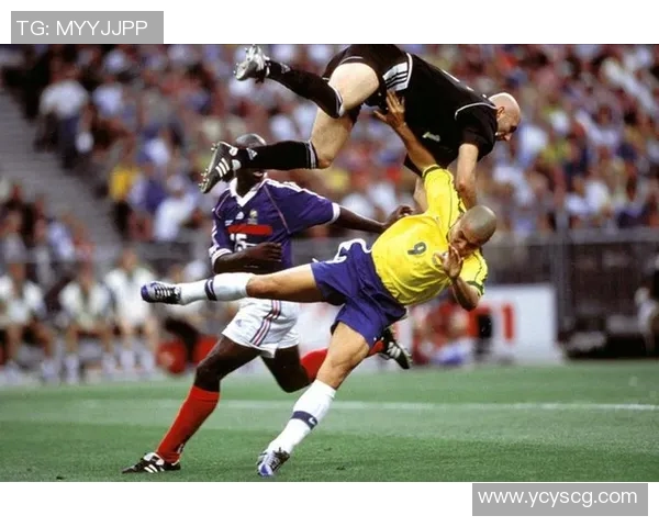 回顾经典足球传奇球星风采图片 展现历史辉煌瞬间