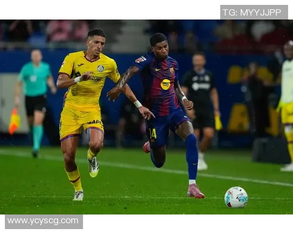 巴萨足球俱乐部球星交换新策略引发热议潜在交易与未来发展方向探讨